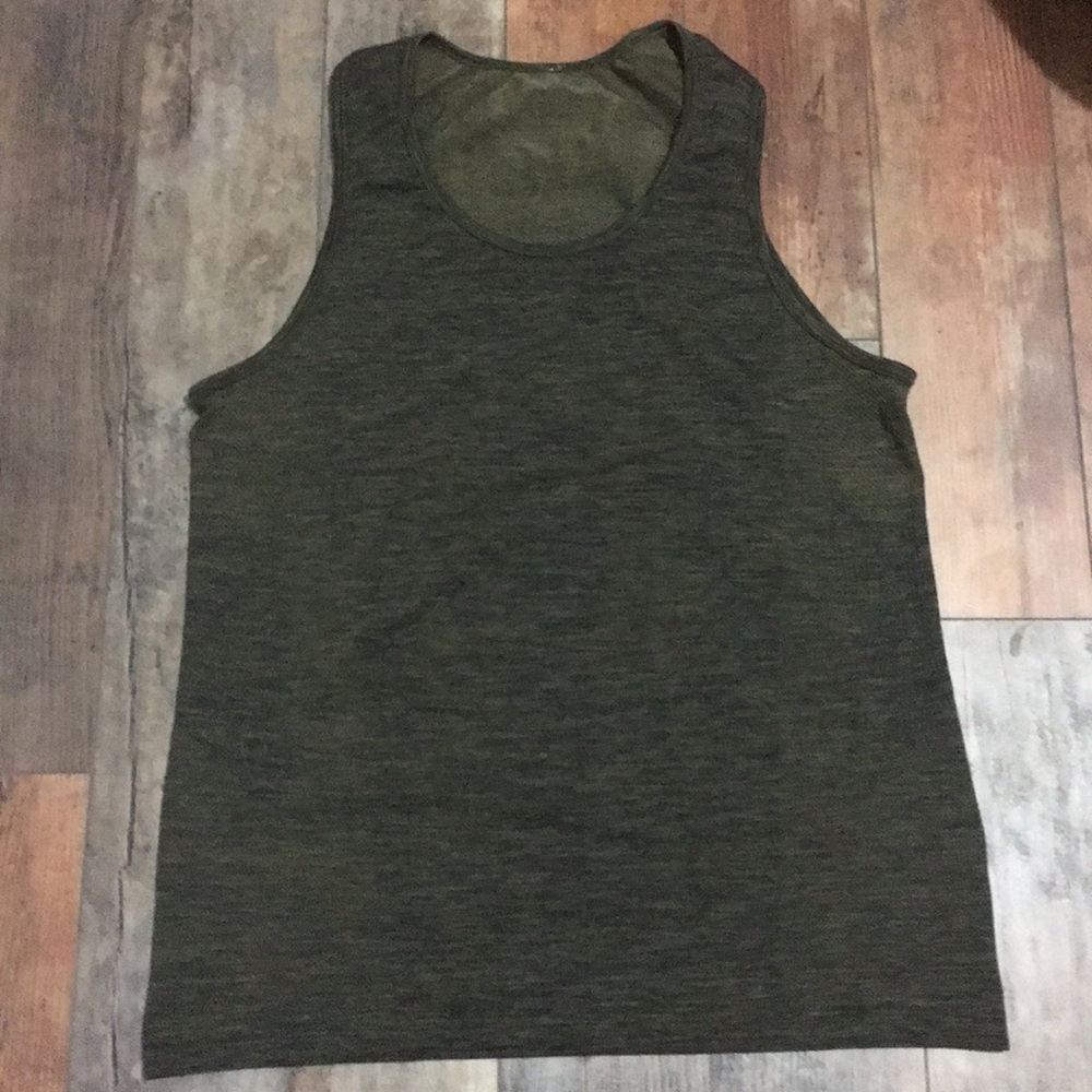 Lululemon Metal vent tech surge tank top size M